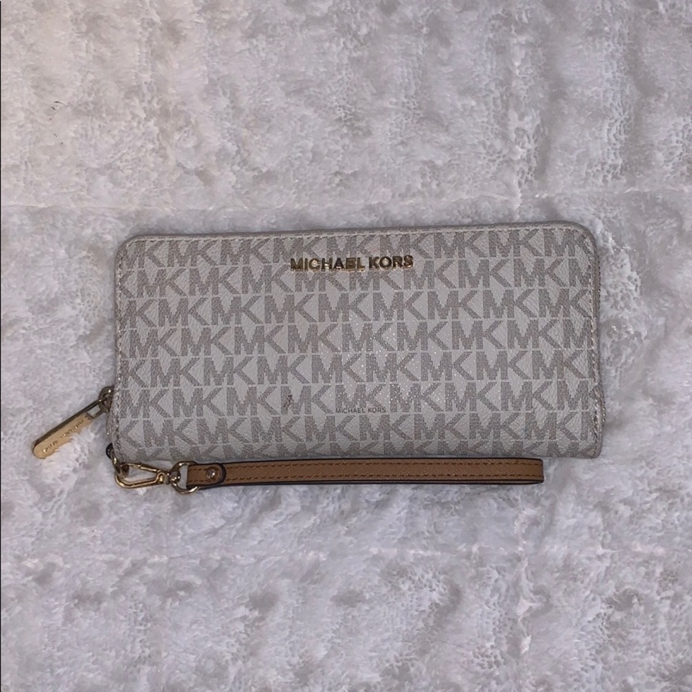 michael kors wallet